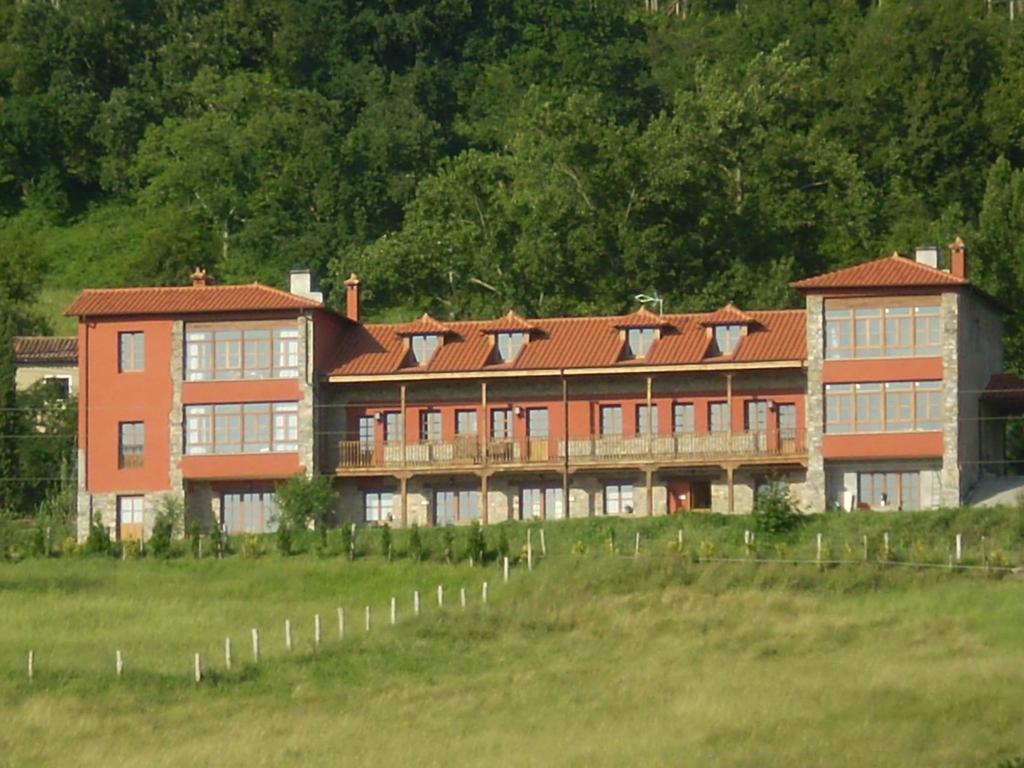 Escuelas De Fuentes บีญาวิซิโอซา ภายนอก รูปภาพ