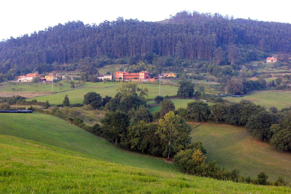 Escuelas De Fuentes บีญาวิซิโอซา ภายนอก รูปภาพ